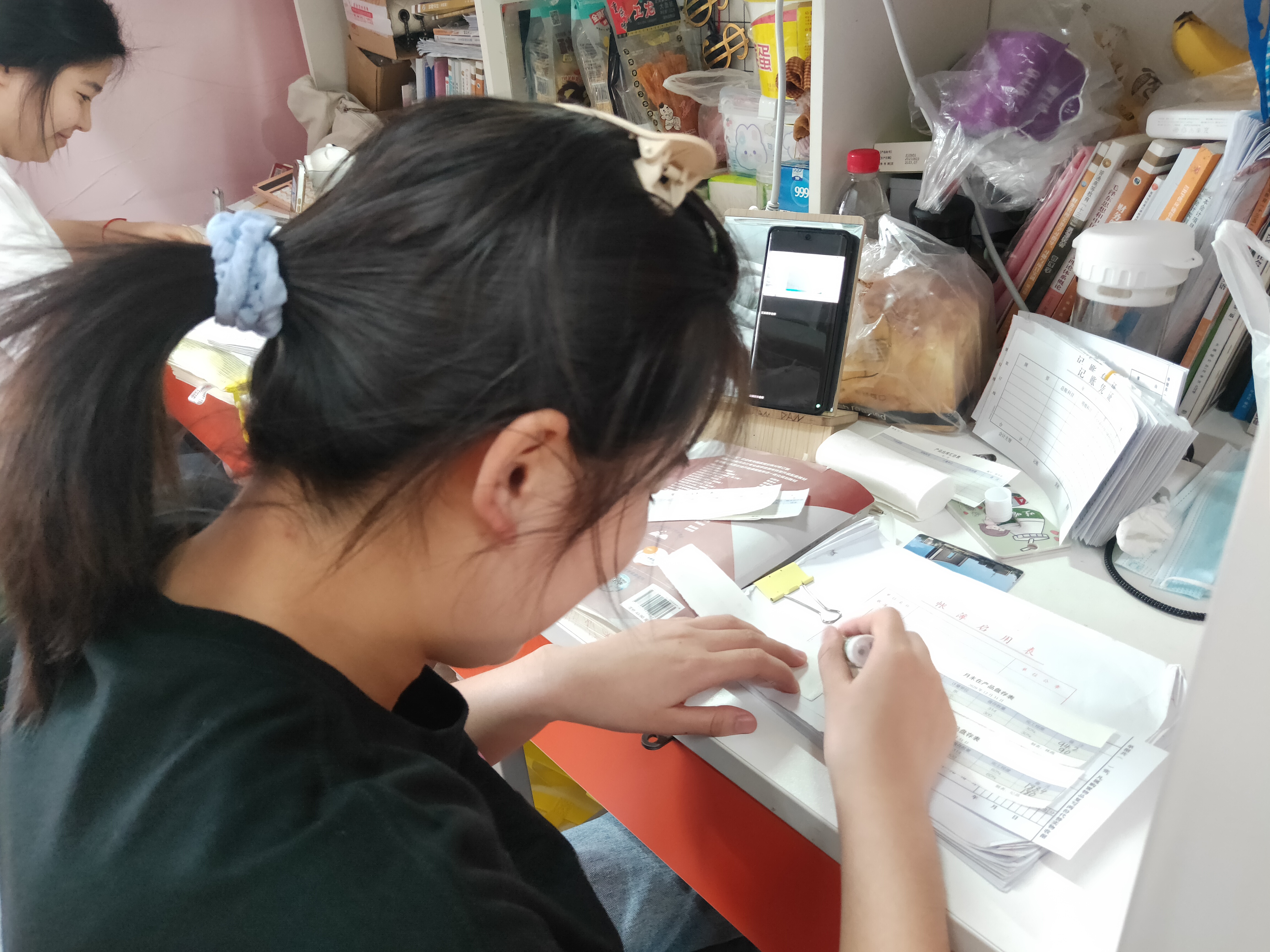 国际工商学院一心移“疫”|| 停课不停学，教育不打烊