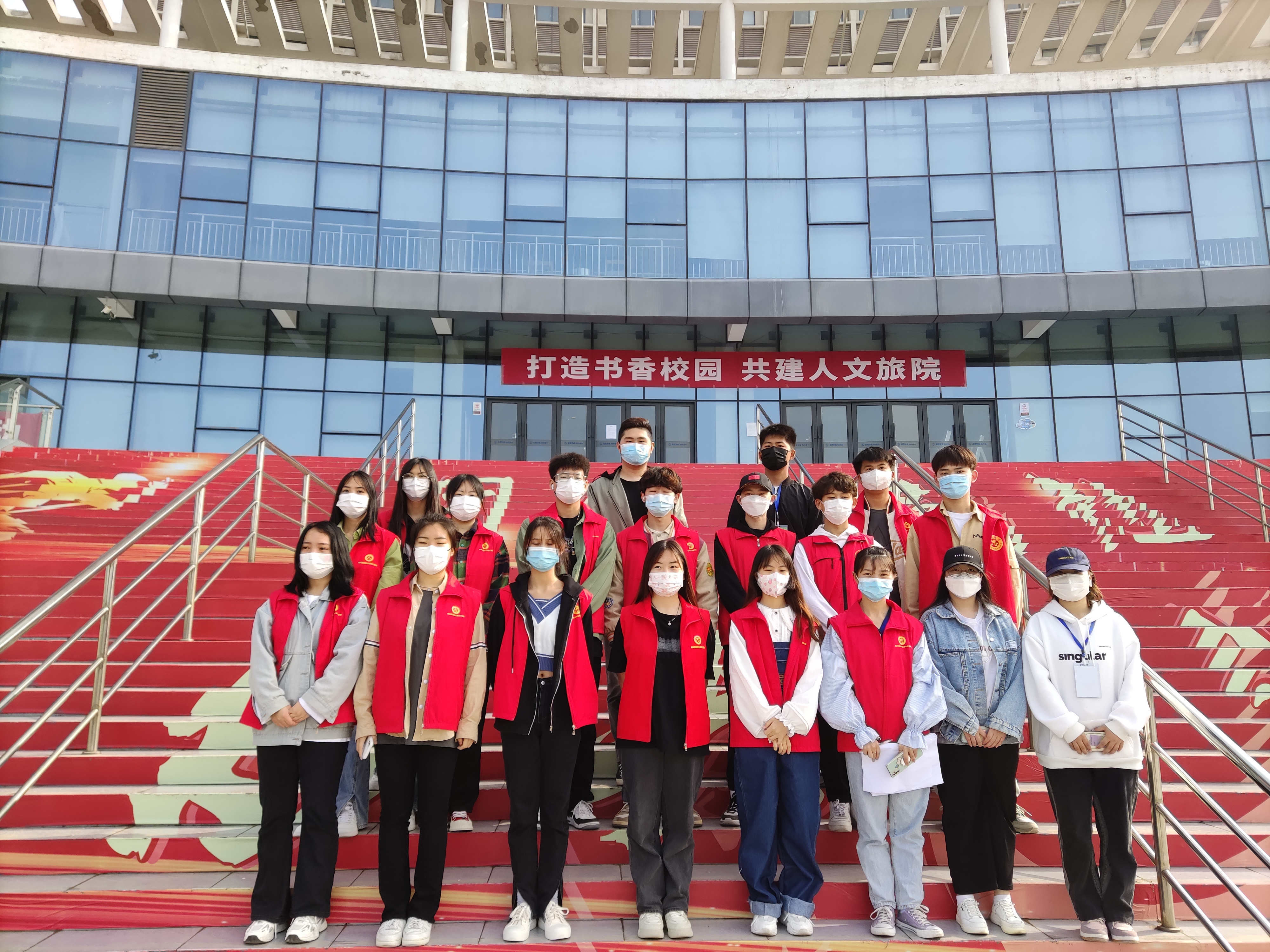 同心成长，同行抗疫