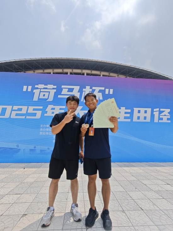 af6275ca53878f53df415356bf1f35e